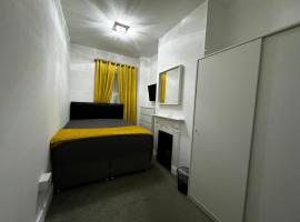 Galaxy apartments Brentwood, pet-friendly hotel in Brentwood