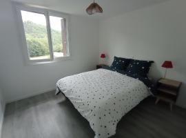 Aux 2 Rivières, B&B in Saint-Léger-de-Peyre