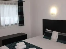Brit Hotel MOTEL - Lyon L'Arbresle