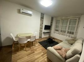 Apartman Kalemegdanska, hotel with parking in Hiseti