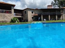 Casa das Oliveiras, hotel with pools in Braga