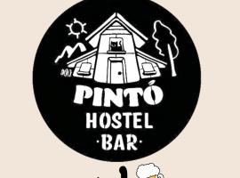 Pintó Casa Hostel & Bar, B&B in Esquel
