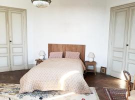 Grande chambre avec SDB privée, hotel barat a Bazas