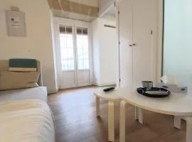 Top Estudio Plaza Arenal - Balcón al exterior - Cama en Buhardilla - Centro Jerez