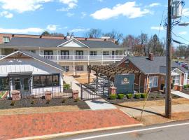 27 on Park Boutique Hotel & Venue, Motel in Dahlonega