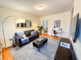 Privāta brīvdienu naktsmītne Sun-filled 1bed, Corner Unit W Pool In Com Ave Bostonā