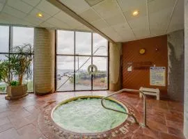 Pool, Sauna and Gym Sugar Top Resort Condo with Views