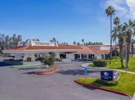 DoubleTree by Hilton Bakersfield