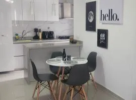 HERMOSO APARTAMENTO EN EL POBLADO (CIUDAD DEL RIO), MEDELLIN