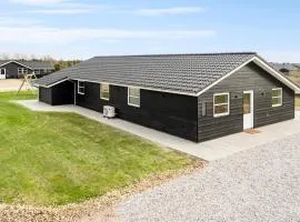 Nice Home In Tarm With Sauna