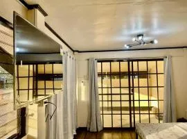 Maria Kulafu Studio Deluxe