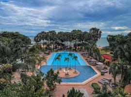 Botany Beach Resort, hotell i Na Jomtien