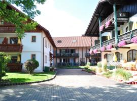 Landhaus Cornelia, hotel en Bad Birnbach