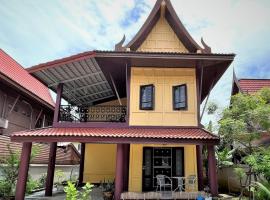 ห้องพักสบาย เป็นส่วนตัวในบ้านเรือนไทยที่ตอบโจทย์ความต้องการ, maison de vacances à Ban Lam Ri