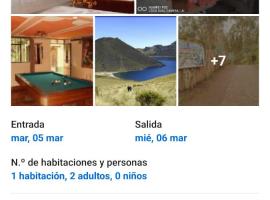 Juyanis Hostal, hotell i Otavalo