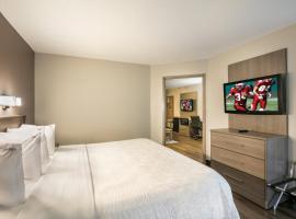 Red Roof Inn PLUS+ Boston - Logan, hotel em Saugus