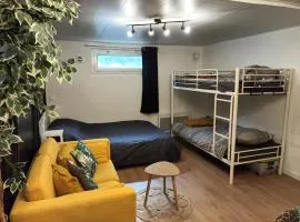 Studio 4p indépendant parking proche Caen