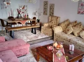 Kiratsos House
