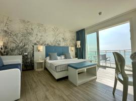 Hotel Nizza Frontemare Superior 3 Stelle: bir Lido di Jesolo, Piazza Drago oteli