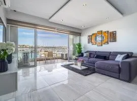 Large & Modern 2BR Seafront Apartment with Large Balcony - Close to Saint Julian's, Sliema, & Manoel Island
