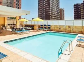 The Oceanic 2 Bedroom with Ocean View - Self Catering Apartment