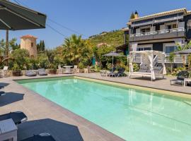 Semeli Art Villa Kefalonia with Pool, hotel in Svoronata