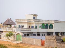 Résidence Maronne, cabaña o casa de campo en Porto Novo