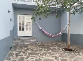Vivenda com pátio, no coração do Mindelo