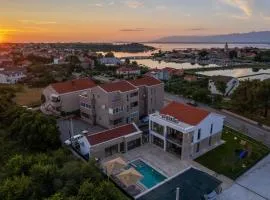 Lovely Home In Nin With Sauna