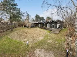 Nice Home In Hundested With Kitchen