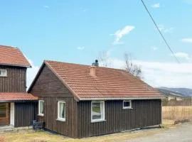 Stunning Apartment In Eidsvåg I Romsdal