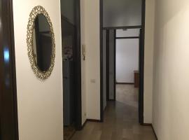 Bellini Apartment's, hotel bajet di Novara