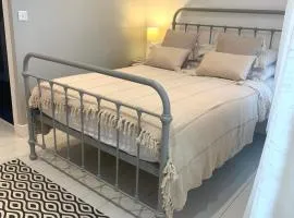 The Seawitch - harbourside apartment