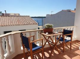 Roca Fornells, Cómodo apartamento F105, hotel em Fornells