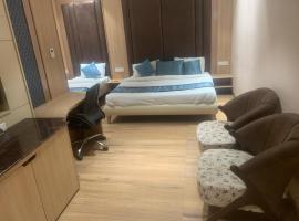 A Peacefull stay with balcony, hotel in Shimla