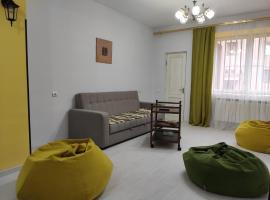 Ners Guest House, apartemen di Gyumri