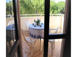 Quiet Residence with pool - Beahost, hotell i Bibione