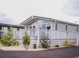 Remarkable 3-Bed Lodge in Honiton