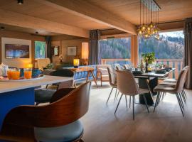 Chalet Ours Rouge - OVO Network, spa hotel in Le Grand-Bornand