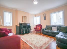 Telford St 4 Bedroom House Inverness, lavprishotell i Inverness