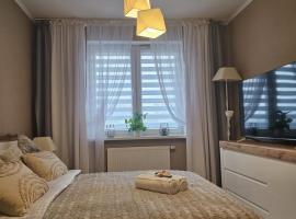 2 Bed Apartment in Zyrardow, hotel en Żyrardów