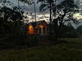Sinharaja Serenity Retreat, chalet i Deniyaya