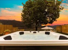 Jacuzzi Privata e Splendida Vista in bellissimo Cottage