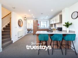 Kempthorne House by Truestays - NEW Entire House near Alton Towers, cottage in Etruria