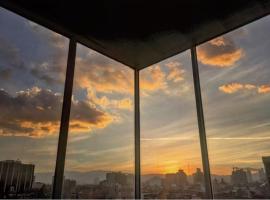 701 Stunning Views PH private terrace apt Rooftop, hotel em Cidade do México