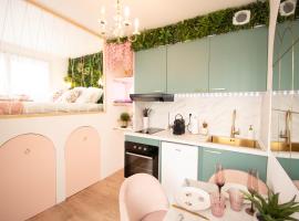 Studio les 2 fées - Brocéliande - Jacuzzi couvert, ξενοδοχείο σε Montfort-sur-Meu