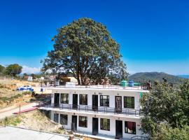 Atithi Home Stay - Himalayas view, habitación en casa particular en Chaukori