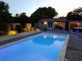 Gîte le cosy piscine & SPA, massages, escapade à deux, rando nature