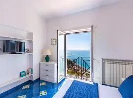 Starhost - Villa Marcella con terrazza e giardino vista mare