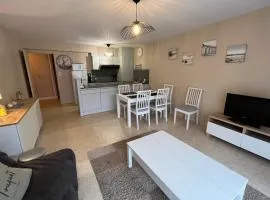 Pleasant apartment for 6 people with parking space